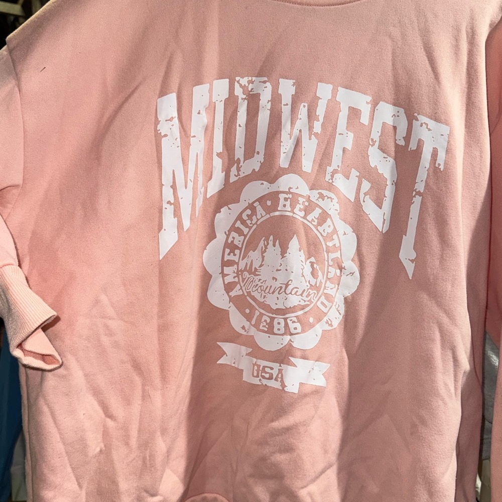 SHEIN Pink Midwest Graphic Sweater